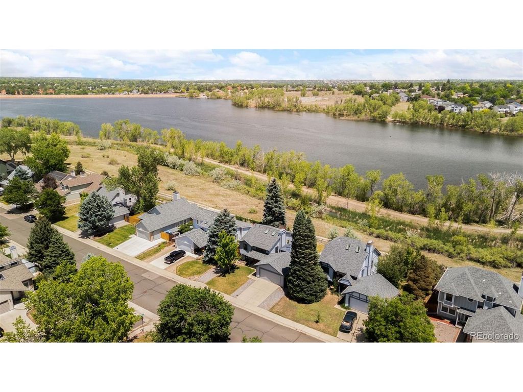 18405 E Union Dr, Aurora, CO 80015