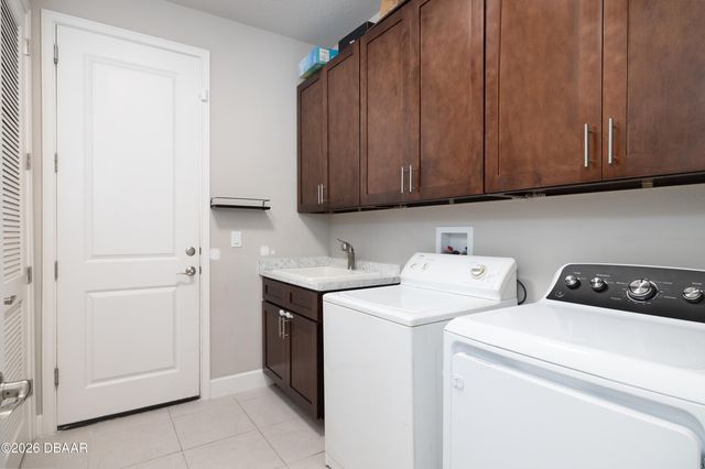 171 Azure Court, Daytona Beach, FL 32124