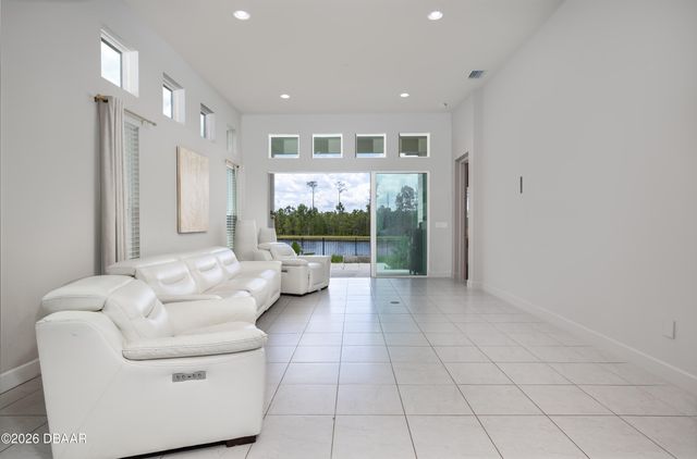 171 Azure Court, Daytona Beach, FL 32124