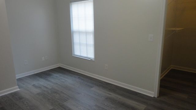 955 Mistflower Lane, Florence, KY 41042