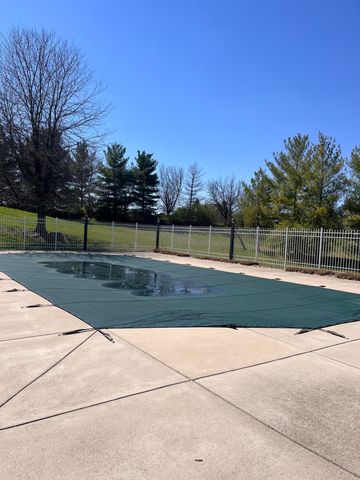 955 Mistflower Lane, Florence, KY 41042