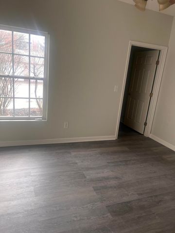 955 Mistflower Lane, Florence, KY 41042