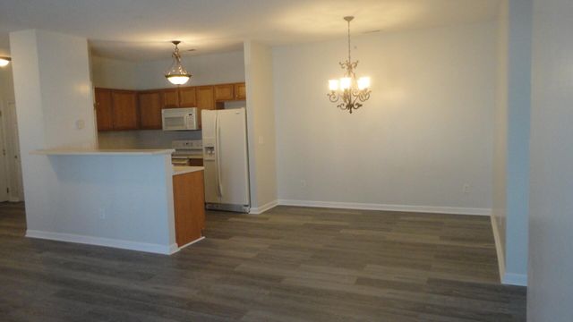 955 Mistflower Lane, Florence, KY 41042