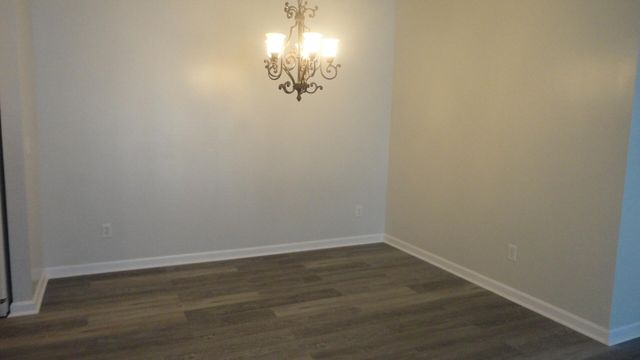 955 Mistflower Lane, Florence, KY 41042