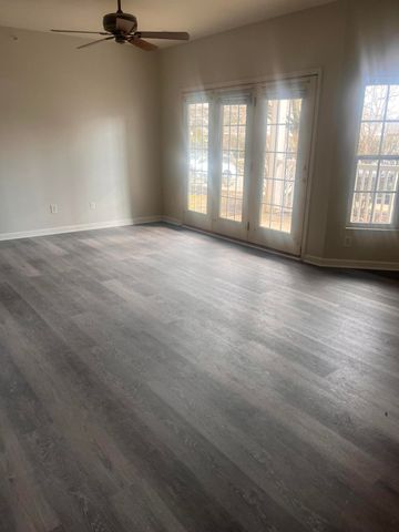 955 Mistflower Lane, Florence, KY 41042