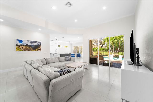 7119 NW 113th Avenue, Parkland, FL 33076