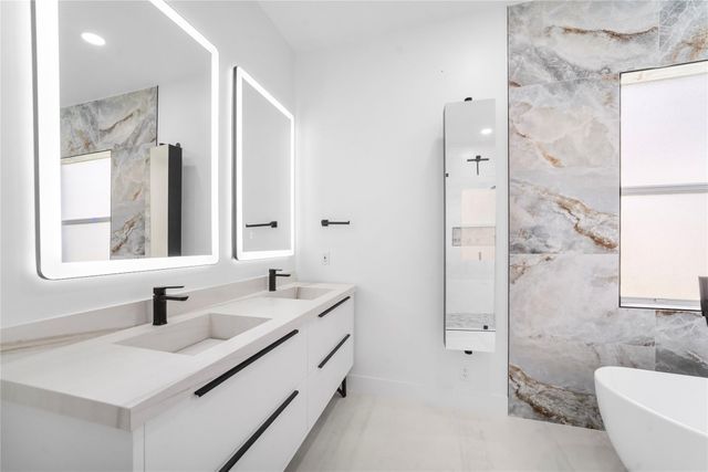 7119 NW 113th Avenue, Parkland, FL 33076