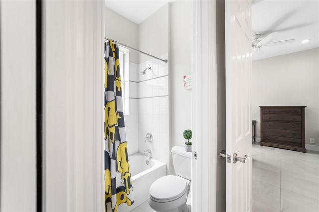 7119 NW 113th Avenue, Parkland, FL 33076