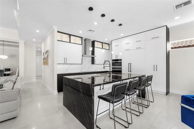 7119 NW 113th Avenue, Parkland, FL 33076