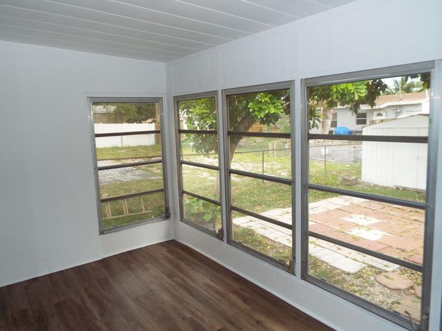 540 NE 61 Court NE, Oakland Park, FL 33334