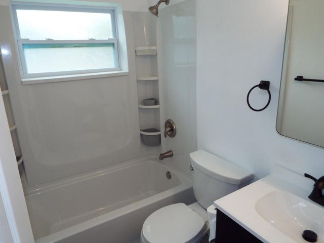 540 NE 61 Court NE, Oakland Park, FL 33334