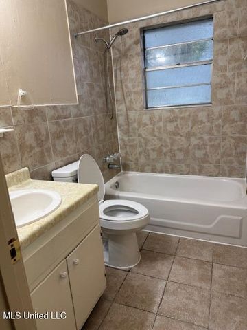 2645 Hillcrest Drive, Horn Lake, MS 38637