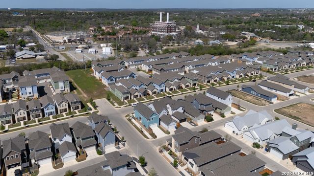 795 N Academy, New Braunfels, TX 78130