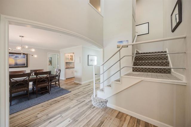 6108 Oak Tree Road, Edmond, OK 73025