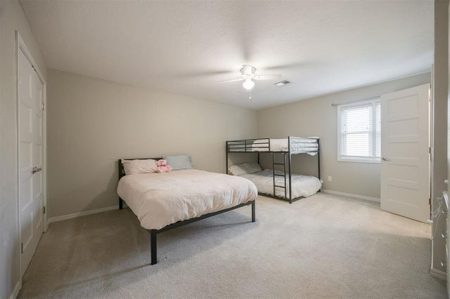 6108 Oak Tree Road, Edmond, OK 73025