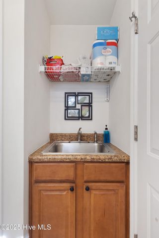 1674 SW Beach Drive SW, Calabash, NC 28467