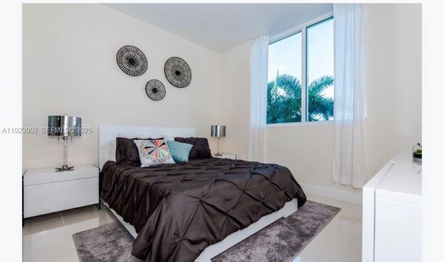 1861 NW S River Dr A09, Miami, FL 33125