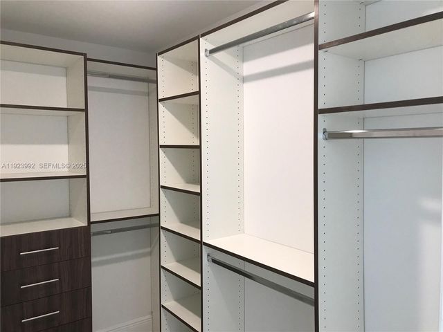 1861 NW S River Dr A09, Miami, FL 33125