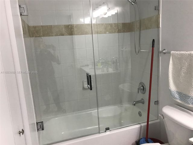 1861 NW S River Dr A09, Miami, FL 33125