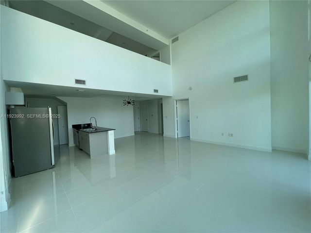 1861 NW S River Dr A09, Miami, FL 33125