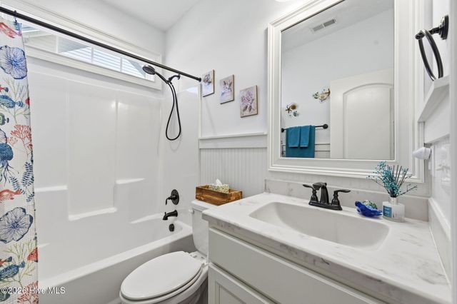 178 Everett Park Trail, Holly Ridge, NC 28445