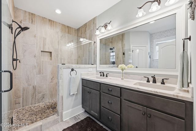 178 Everett Park Trail, Holly Ridge, NC 28445