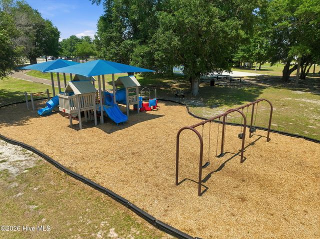 178 Everett Park Trail, Holly Ridge, NC 28445