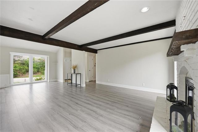 11921 W 99th Street, Lenexa, KS 66215