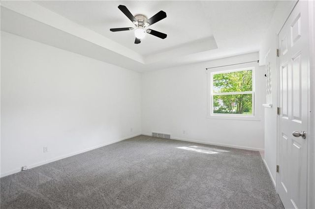 11921 W 99th Street, Lenexa, KS 66215