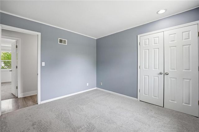 11921 W 99th Street, Lenexa, KS 66215