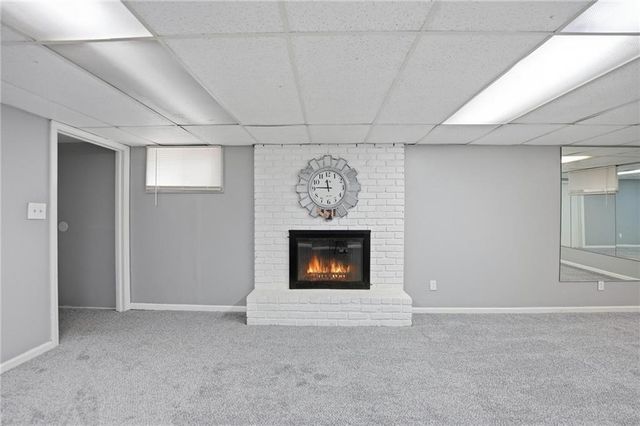 11921 W 99th Street, Lenexa, KS 66215