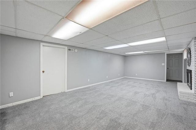 11921 W 99th Street, Lenexa, KS 66215