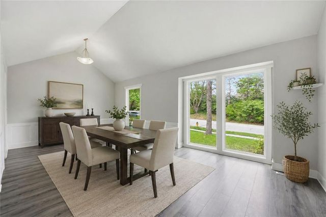 11921 W 99th Street, Lenexa, KS 66215