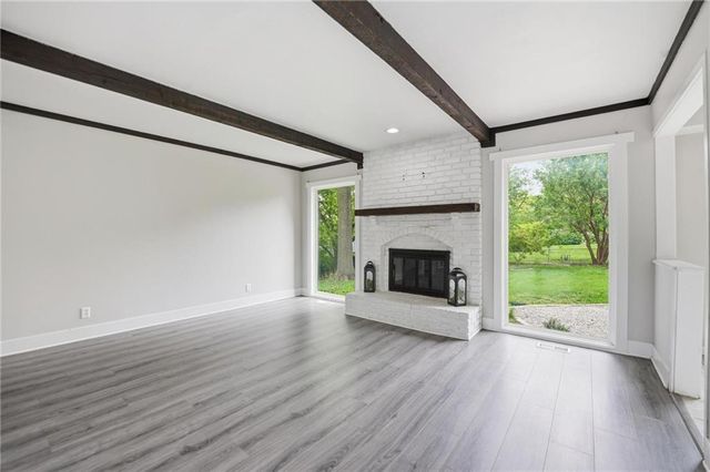 11921 W 99th Street, Lenexa, KS 66215