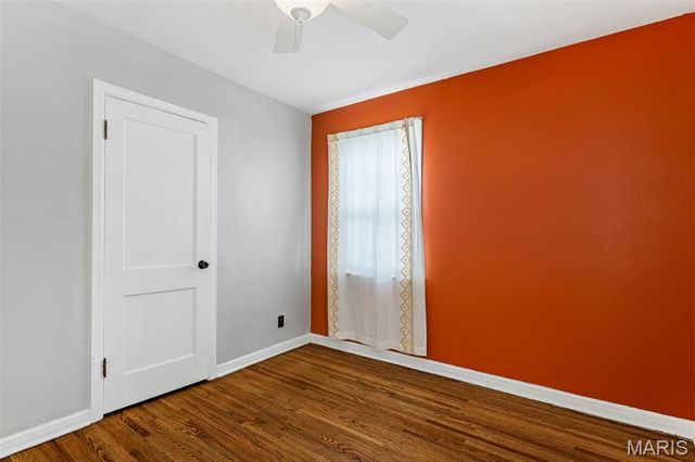7328 Parkwood Drive, St Louis, MO 63116