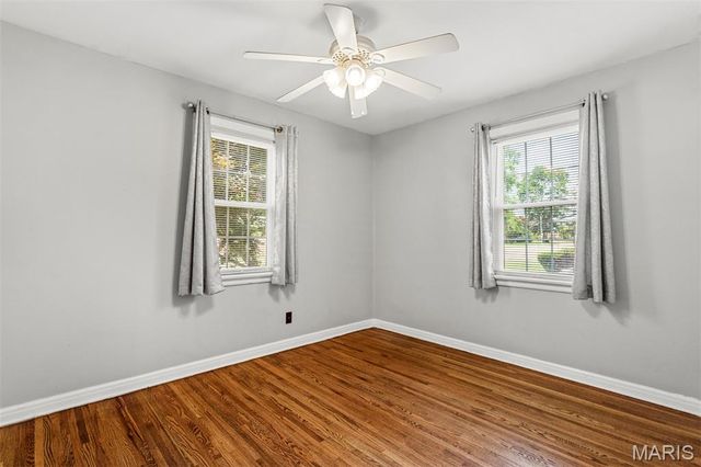 7328 Parkwood Drive, St Louis, MO 63116