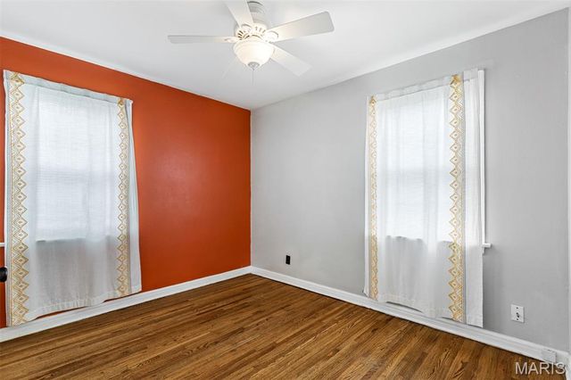 7328 Parkwood Drive, St Louis, MO 63116