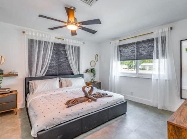 2747 Griffin Road 1-3, Fort Lauderdale, FL 33312