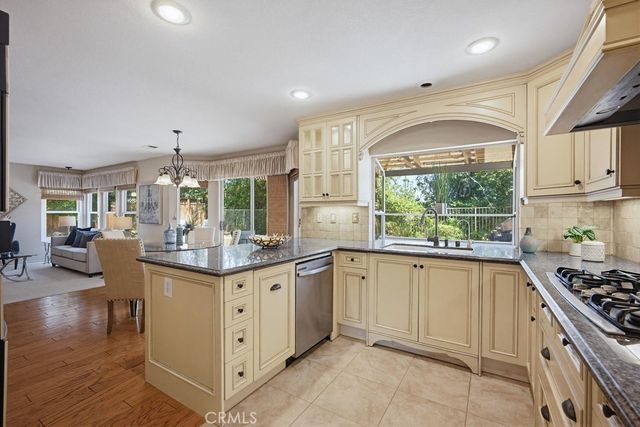3731 Columbia, Corona, CA 92881