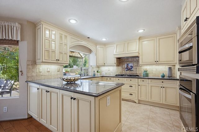 3731 Columbia, Corona, CA 92881
