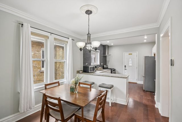 2928 N Rutherford Avenue, Chicago, IL 60634