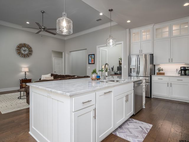 3140 Club Dr., Tyler, TX 75703