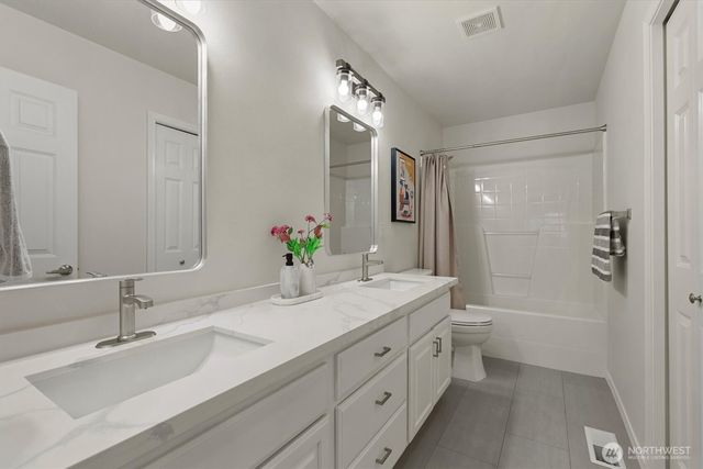 8603 NE 141st St, Kirkland, WA 98034