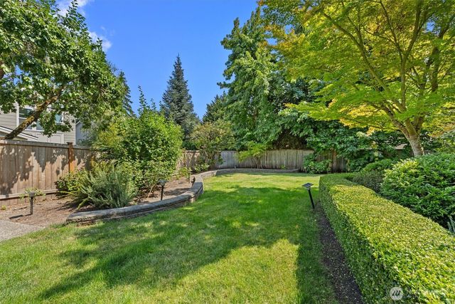 8603 NE 141st St, Kirkland, WA 98034