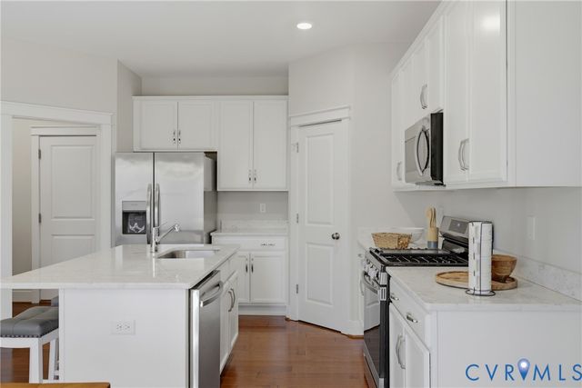 11111 Royal Ln, Providence Forge, VA 23140