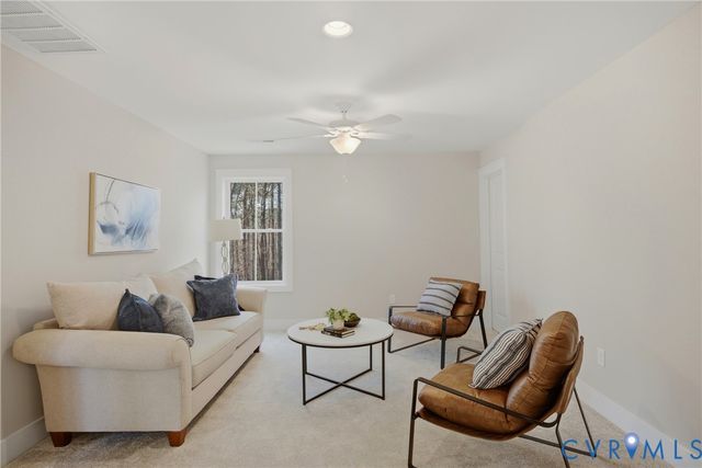 11111 Royal Ln, Providence Forge, VA 23140