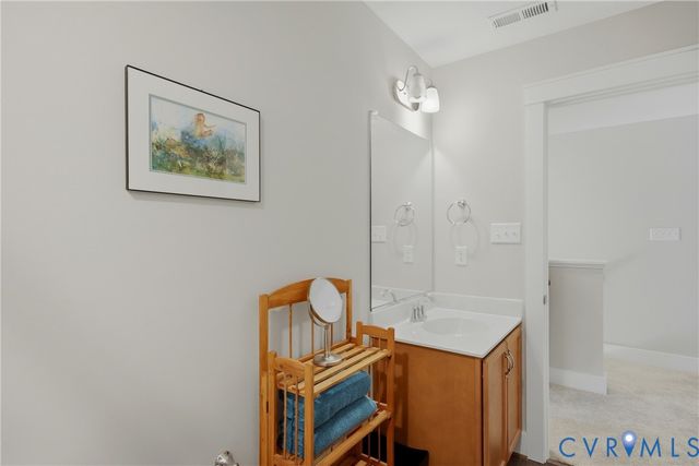 11111 Royal Ln, Providence Forge, VA 23140