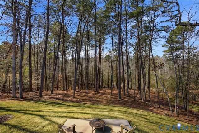 11111 Royal Ln, Providence Forge, VA 23140