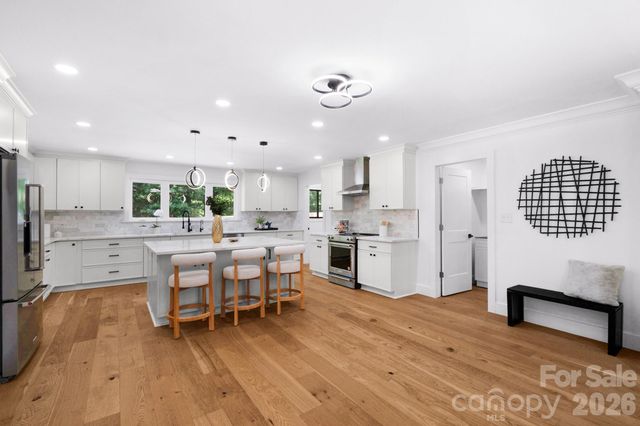 5033 Waxhaw Indian Trail Road, Matthews, NC 28104