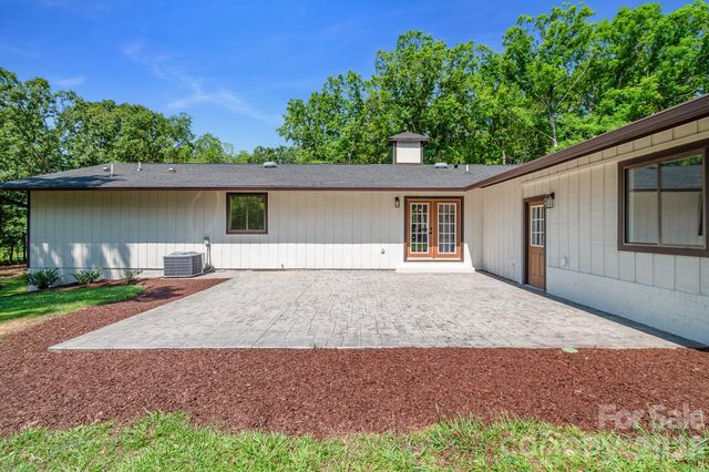 5033 Waxhaw Indian Trail Road, Matthews, NC 28104